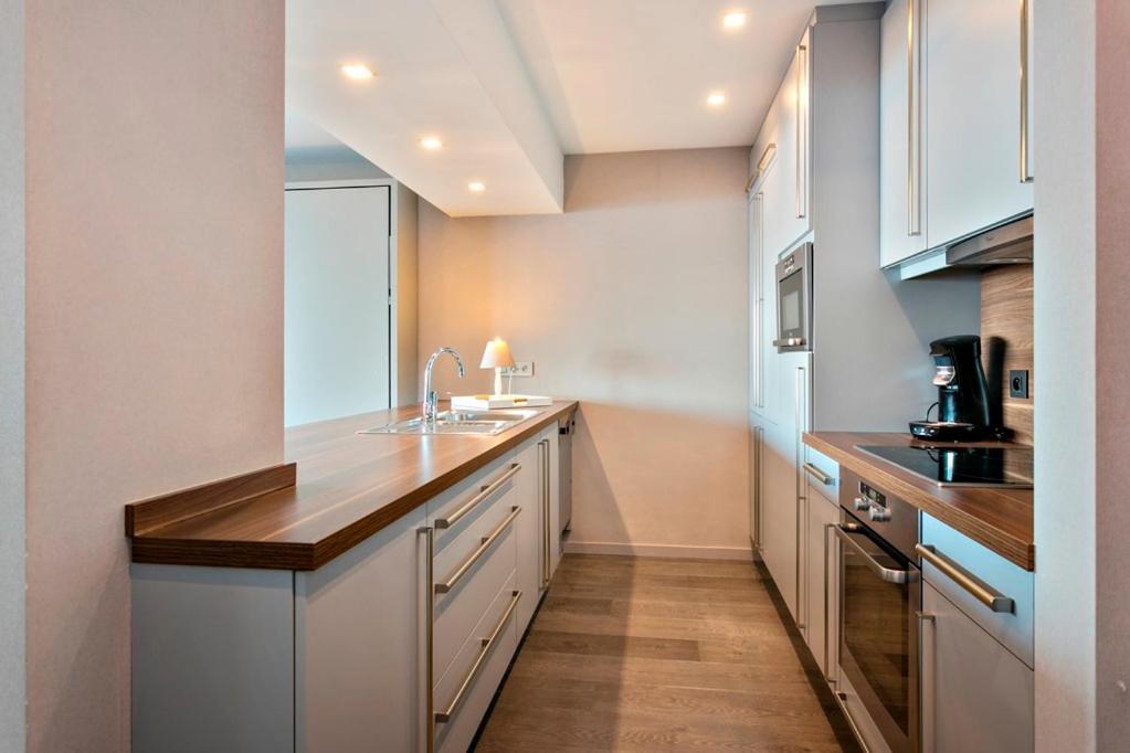 Montezuma Luxe Studio Met Frontaal Zeezicht Zonder Aparte Slaapkamer Apartment ออสเทนด์ ภายนอก รูปภาพ
